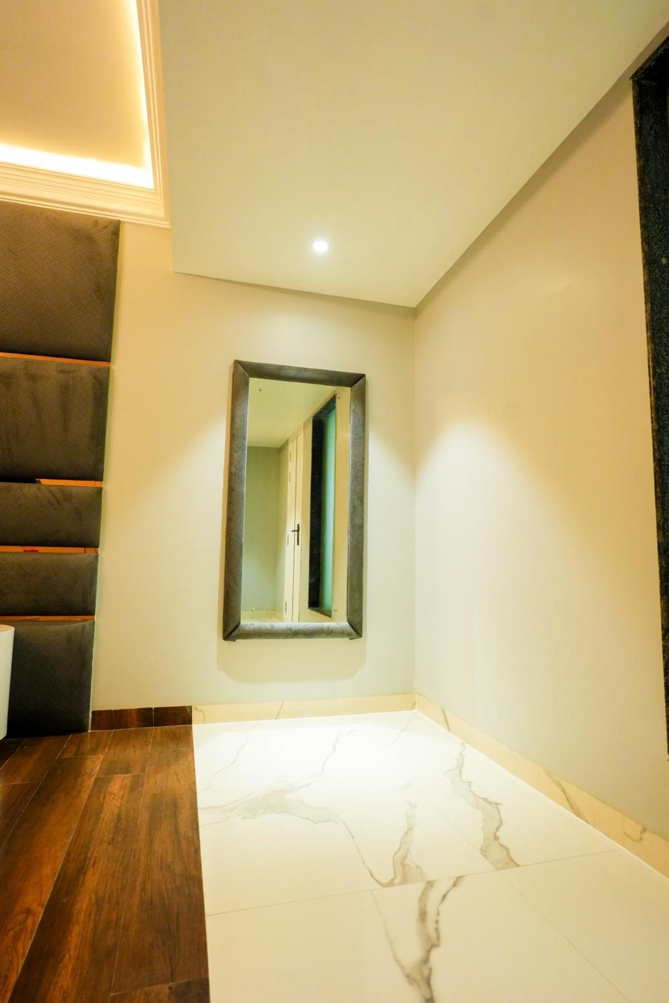 Hotel Adsan Heights Gajraula Exterior photo