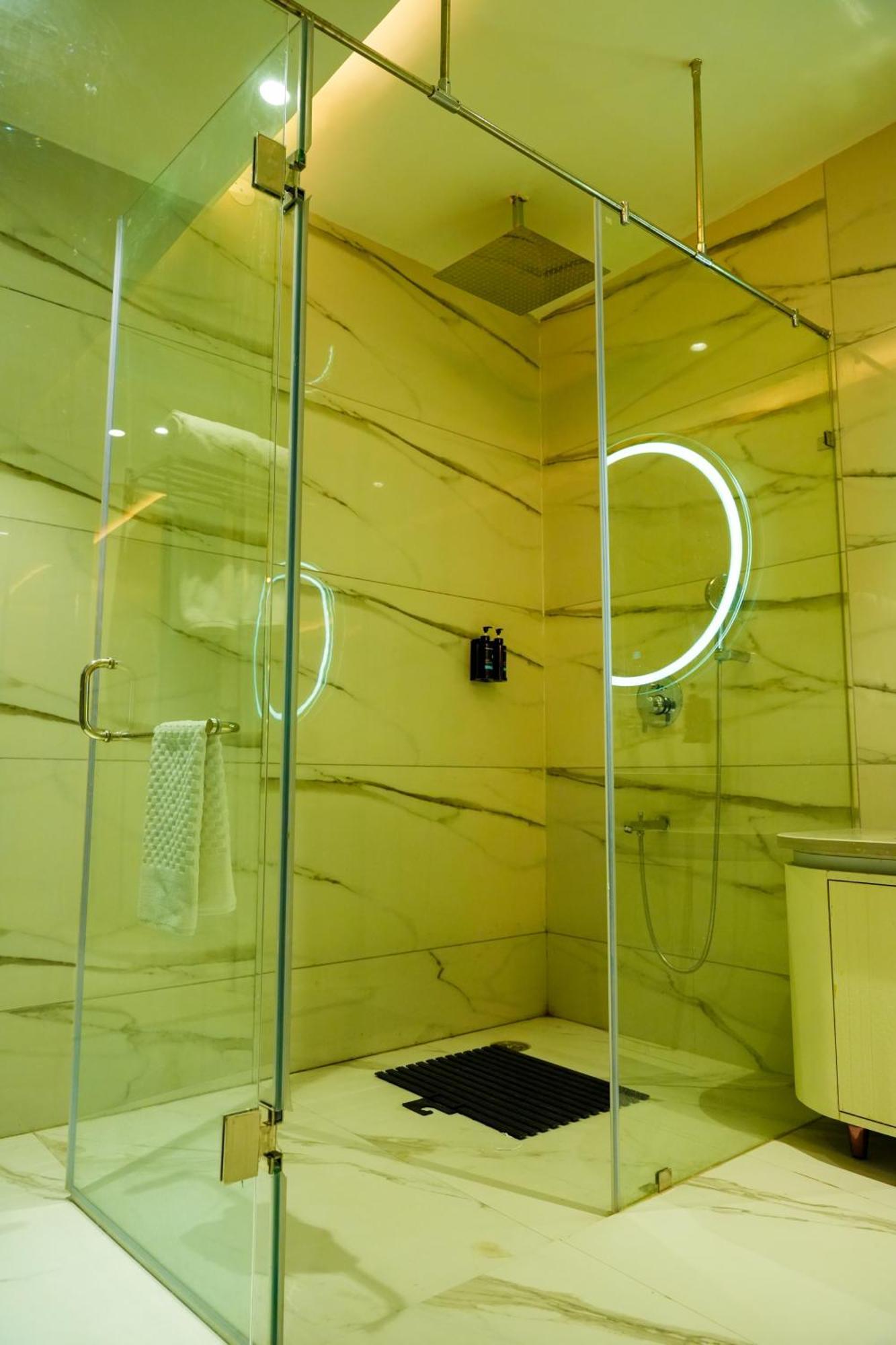 Hotel Adsan Heights Gajraula Exterior photo